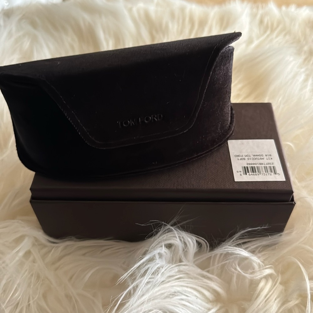 NWT Tom Ford Donna Sunglasses